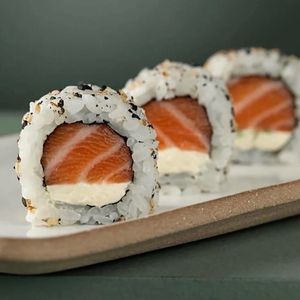 imagem do produto Uramaki Salmão - 4 unid