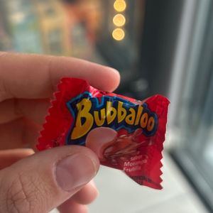 imagem do produto Chiclete Bubbaloo Morango Frutilla Unidade