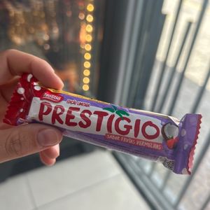 imagem do produto Prestigio Frutas Vermelhas 33g