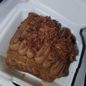 imagem do produto 🍫 FATIA DE CHOCOLATE COM BRIGADEIRO 