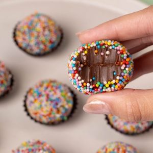 imagem do produto Brigadeiro chocolate colorido 