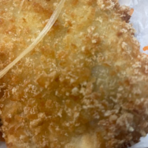 imagem do produto PASTEL EMPANADO DE SALMÃO C/ CREAM CHEESE
