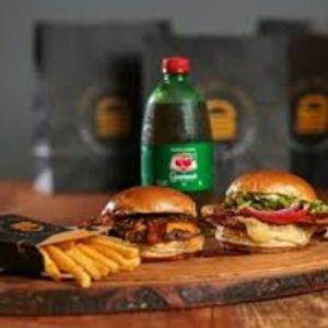 imagem do produto 2 X-tudo + Batata + 1L Guaraná