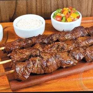 imagem do produto 🥩 Espetinho de Alcatra (tempero da casa ou sal)