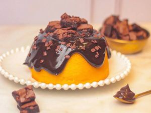 imagem do produto Bolo Caseiro Vulcão - Cenoura Chocolatudo