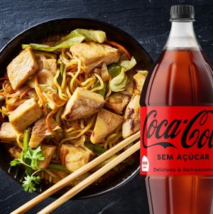imagem do produto Combo Família Frango 1.600gr + Coca-Cola