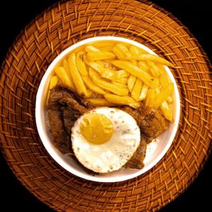 imagem do produto Bife a cavalo, batata frita, P