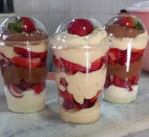 imagem do produto Monte Sua Felicidade no Copinho 300ml