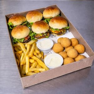 imagem do produto Box 6 mini Smash + porções de fritas + 10 bolinho de queijo + molho da casa