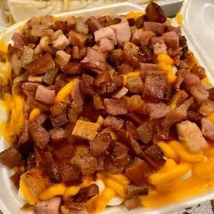 imagem do produto Batata frita bacon cheddar alface "pequena"