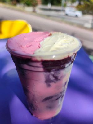 imagem do produto Açaí Trufado de Creme de Ninho com Creme de Morango