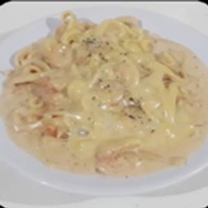 imagem do produto Fettuccine com camarão ao molho branco gratinado