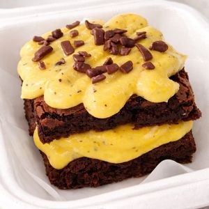 imagem do produto Brownie Supreme (Recheio de Maracujá)