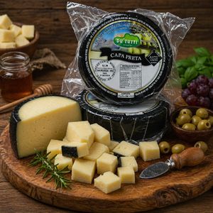 imagem do produto Queijo Tutti Capa Preta