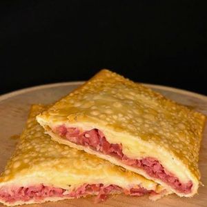 imagem do produto Pastel de calabresa com Mussarela 