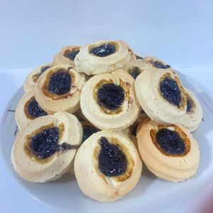 imagem do produto Bolacha Recheada De Abacaxi ao Vinho 