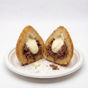 imagem do produto Coxinha de charque com queijo coalho e requeijão cremoso