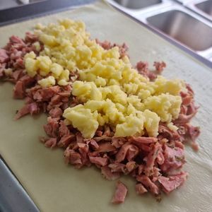 imagem do produto Calabresa com Queijo 🧀