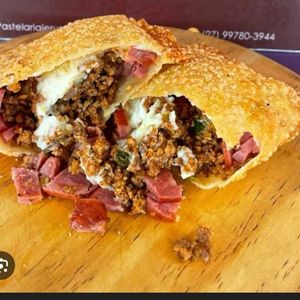 imagem do produto Pastel de carne, calabresa, queijo 