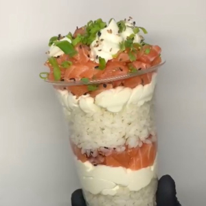imagem do produto COPO DE SUSHI SALMÃO GRELHADO 500ML