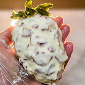 imagem do produto Morango Cravejado