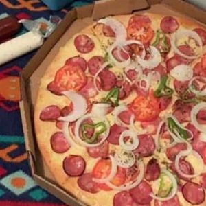 imagem do produto pizza grande(sendo 1 sabor)