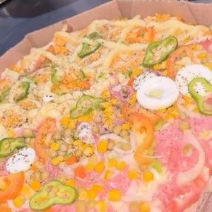 imagem do produto pizza média 