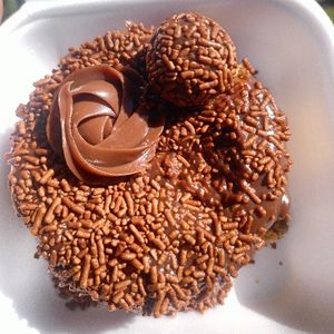 imagem do produto Bolo vulcão de Brigadeiro 