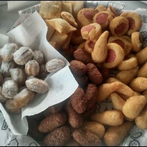 imagem do produto Salgados com 100 salgados 