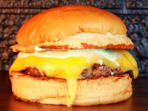 imagem do produto Burguer três queijos