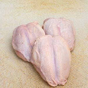 imagem do produto Peito de Frango com Osso