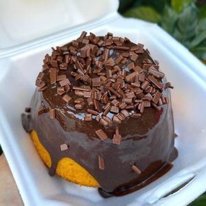 imagem do produto Mini bolo vulcão cenoura com chocolate 