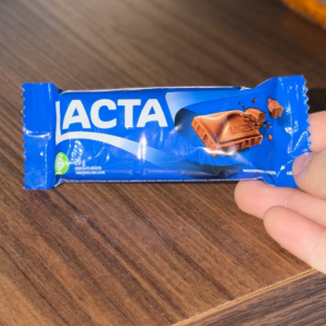 imagem do produto LACTA CHOCOLATE AO LEITE
