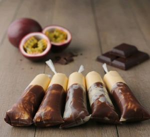 imagem do produto Geladão Gourmet - Maracujá c/casquinha de chocolate