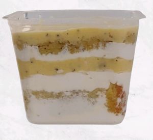 imagem do produto Bolo De Pote - Mousse de Ninho Brigadeiro de Maracujá