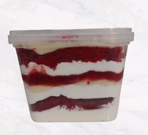 imagem do produto Bolo De Pote - Red-Velvet c/ mousse Branco Brigadeiro Branco e geleia morango