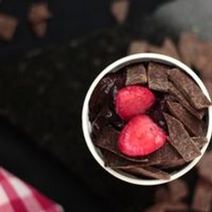 imagem do produto Chocolate com morango 300ml