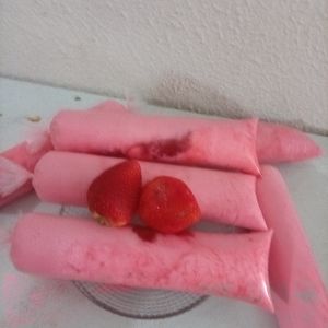 imagem do produto Geladinho de morango 