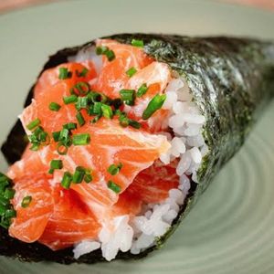 imagem do produto TEMAKI Salmão Cru
