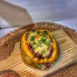 imagem do produto Batata recheada de calabresa com cheddar