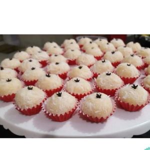 imagem do produto Docinhos de Festa