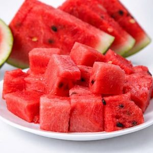 imagem do produto Pote de 250ml de melancia picada 