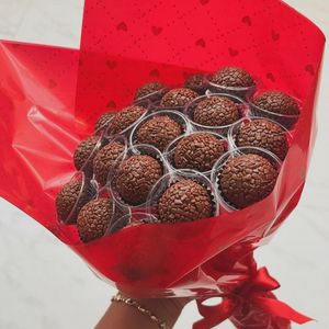 imagem do produto Buquê de brigadeiros