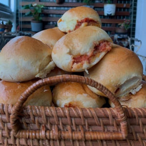 imagem do produto PÃO DE BATATA CALABRESA COM QUEIJO