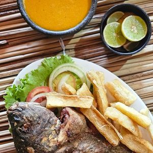 imagem do produto Peixe interio almoço P/2