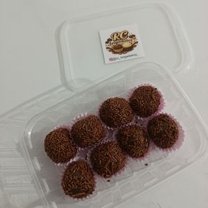 imagem do produto Caixa com 8 brigadeiros