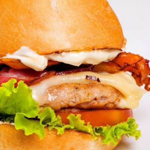 imagem do produto X FRANGO CATUPIRY