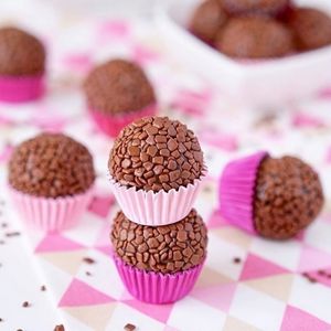 imagem do produto Brigadeiro - 4 Unidades lndividuais 