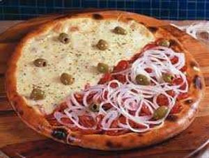 imagem do produto Pizza Salgada - 2 Sabores