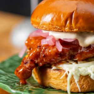 imagem do produto CHICKEN BBQ BURGUER